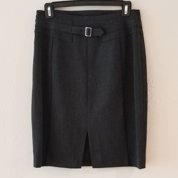 Express Sz 2 charcoal pencil skirt w/ buckle back - Picture 4 of 5